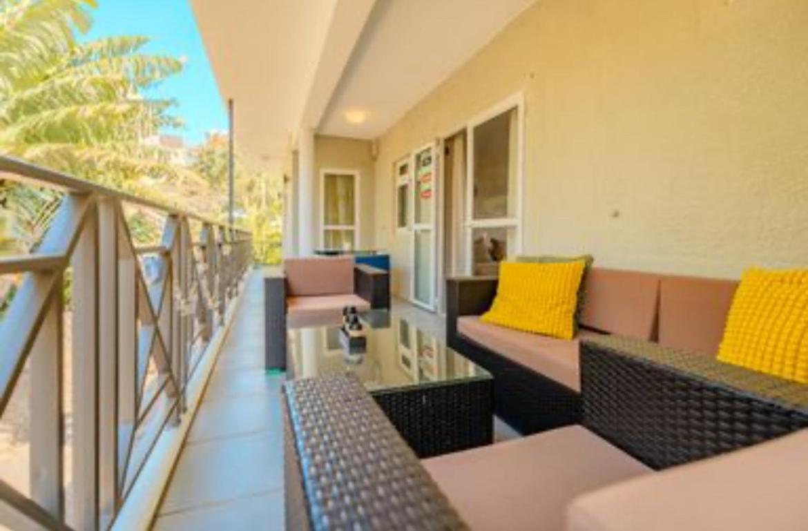 Pereybere Beach Paradise 4 Bedroom Apt Ngoại thất bức ảnh