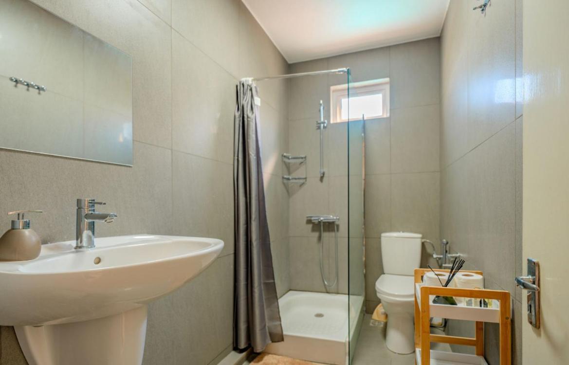 Pereybere Beach Paradise 4 Bedroom Apt Ngoại thất bức ảnh