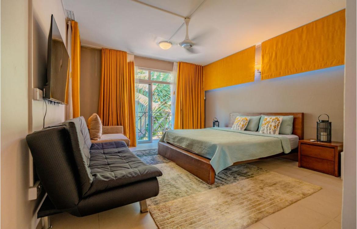 Pereybere Beach Paradise 4 Bedroom Apt Ngoại thất bức ảnh
